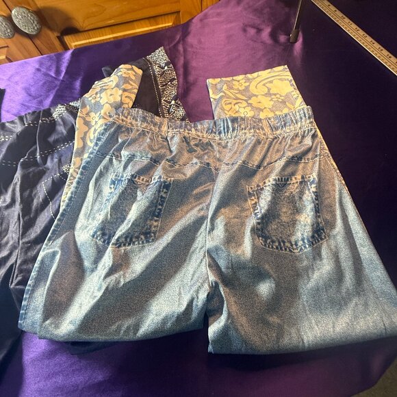 NWOT πShein 2 Printed Denim Western Studded Design Elastic Waistline Leggings - Picture 6 of 13